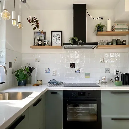 Hygge - Luxe Met Grote Tuin Ferienhaus