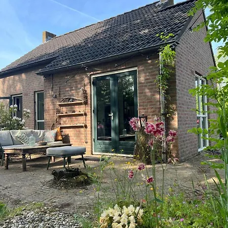 Hygge - Luxe Met Grote Tuin Дом отдыха Ewijk